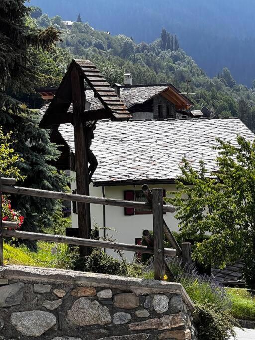 Chalet Cheverel Remondey Exterior photo